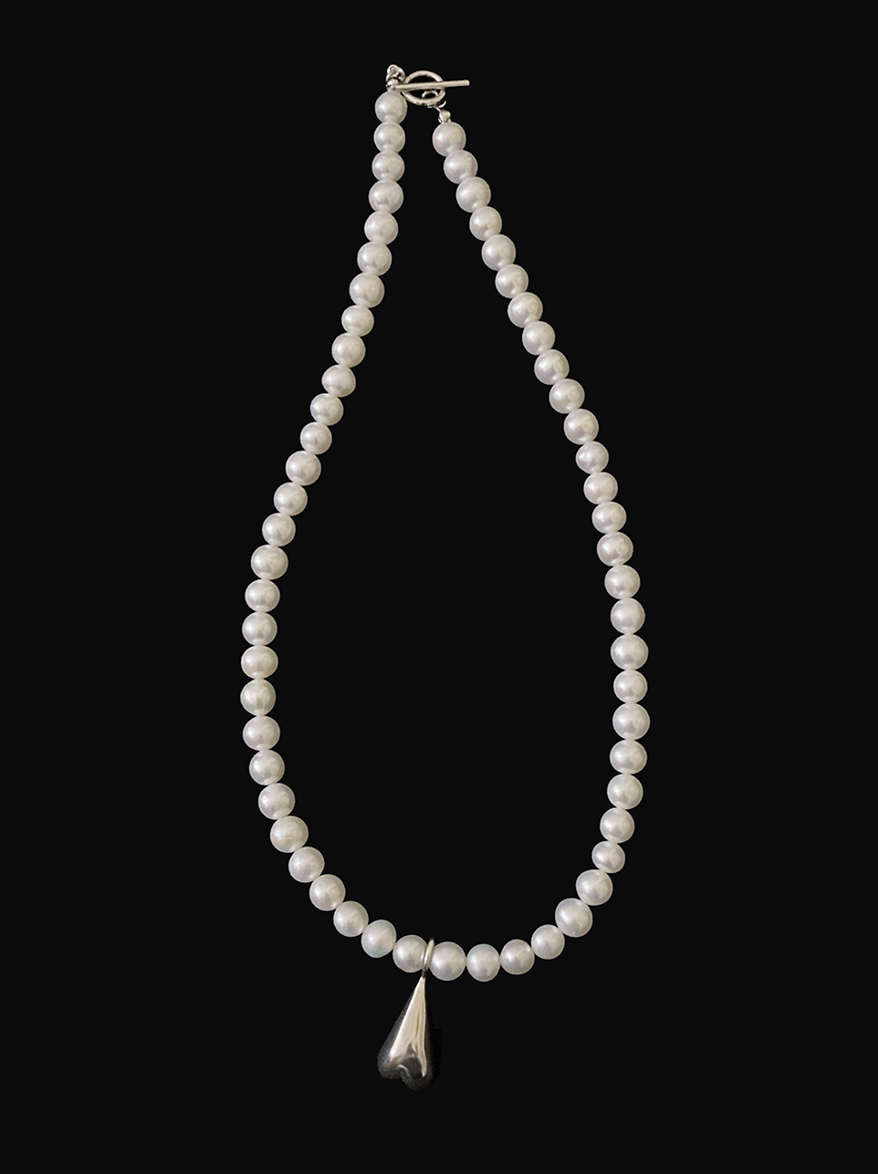 Love pearl necklace